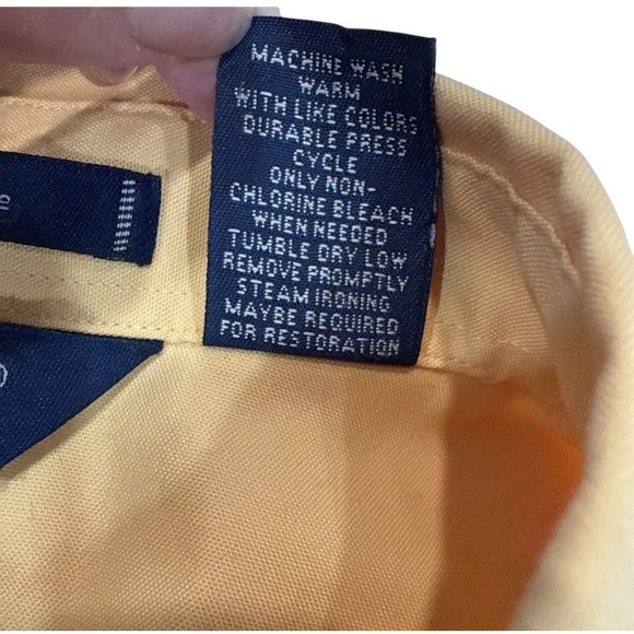 Austin Clothing Co Yellow Button Front Shirt Womens Large Wrinkle Free Cotton - Picture 4 of 11